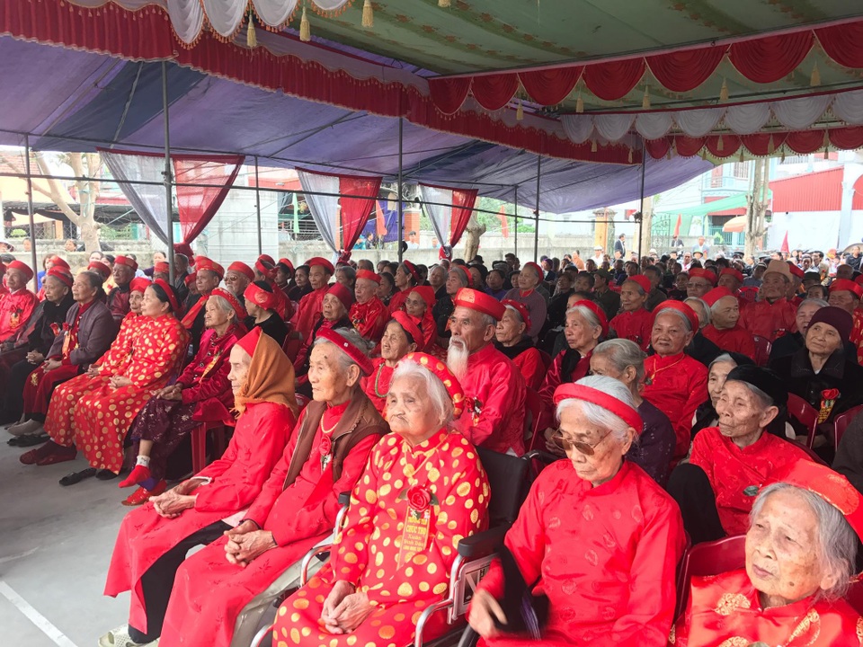 Tục khao lão có một không hai ở ngôi làng cổ nhất nhì Nam Định - 8 Tục khao lão có một không hai ở ngôi làng cổ nhất nhì Nam Định - 8