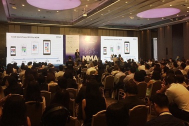 Bí quyết kinh doanh: Thành "người khổng lồ" nhờ kiên trì và... "lầy"