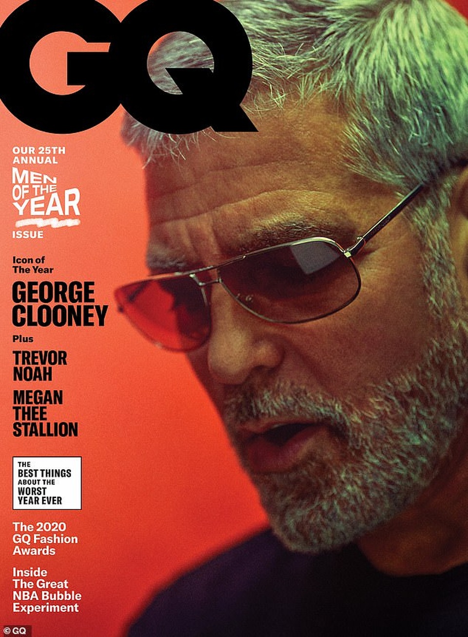 George Clooney gặp tai nạn suýt chết, còn mọi người mải miết chụp hình - 1 George Clooney gặp tai nạn suýt chết, còn mọi người mải miết chụp hình - 1