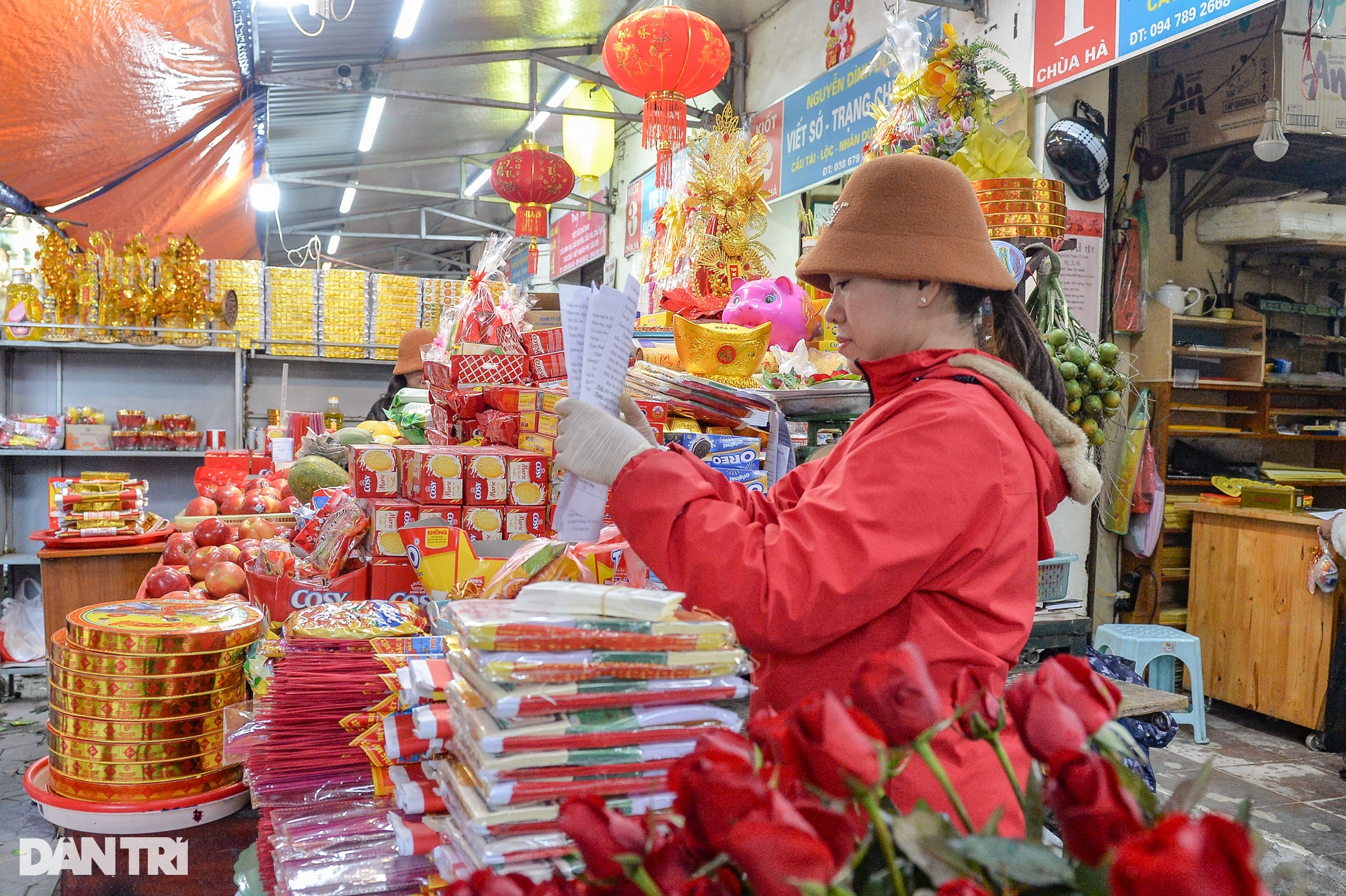 Nam thanh nữ tú tấp nập đi chùa Hà ở Hà Nội cầu duyên ngày đầu năm mới - 4 Nam thanh nữ tú tấp nập đi chùa Hà ở Hà Nội cầu duyên ngày đầu năm mới - 4