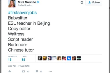 Trào lưu "7 công việc đầu tiên" đang gây bão Facebook Việt