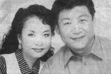 Ngắm vẻ đẹp của phu nhân Tập Cận Bình theo thời gian