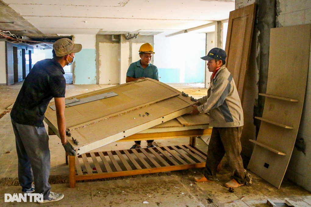 Cận cảnh phá dỡ 78 căn chung cư sai phạm của Mường Thanh - 7 Cận cảnh phá dỡ 78 căn chung cư sai phạm của Mường Thanh - 7