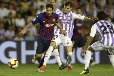 Messi nhạt nhòa, Barcelona vẫn giành trọn 3 điểm trước Valladolid