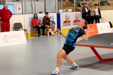 Môn thể thao độc đáo kết hợp giữa bóng đá và bóng bàn