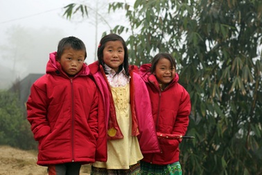 Tâm Bình mang Tết ấm về vùng cao