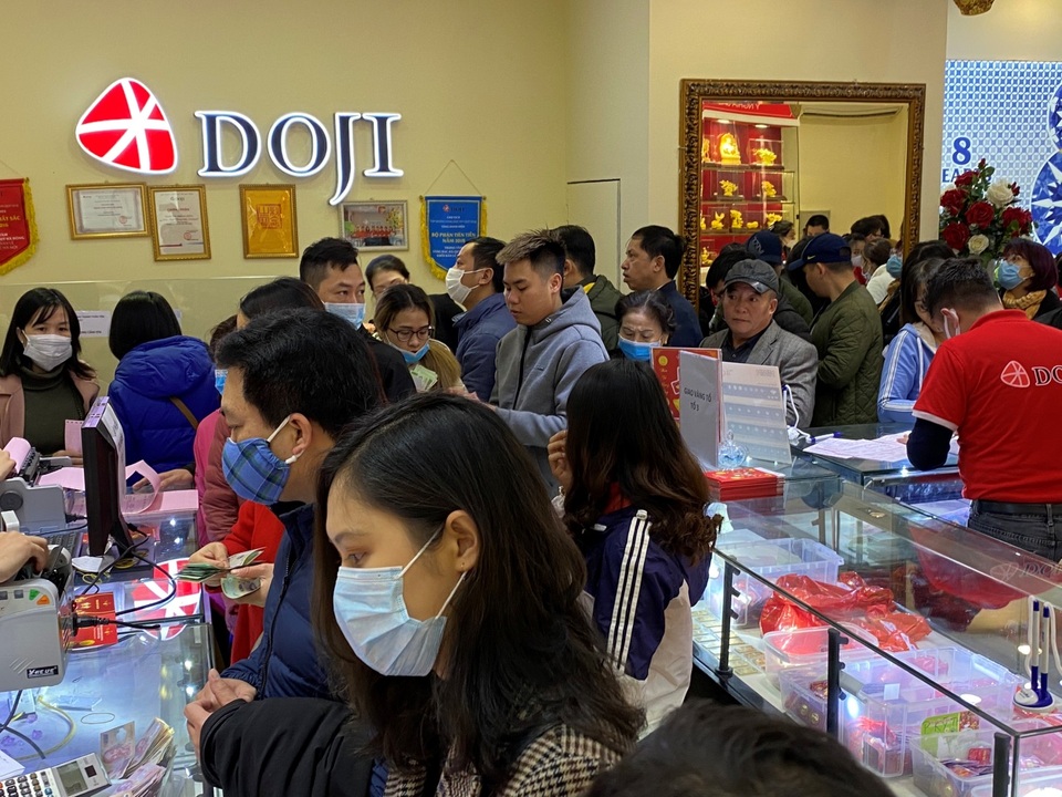 Giải mã kinh doanh vàng ngày Thần Tài: Khi Nhân hòa lên ngôi - 1 Giải mã kinh doanh vàng ngày Thần Tài: Khi Nhân hòa lên ngôi - 1