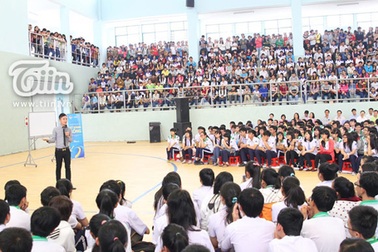 Viettel đầu tư dài hạn cho giáo dục trực tuyến