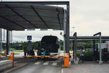 Châu Âu siết chặt thị thực đối với công dân Nga