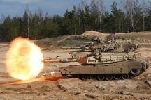 Siêu tăng Mỹ tham chiến, tạo thế trận giúp Ukraine phá vòng vây của Nga?