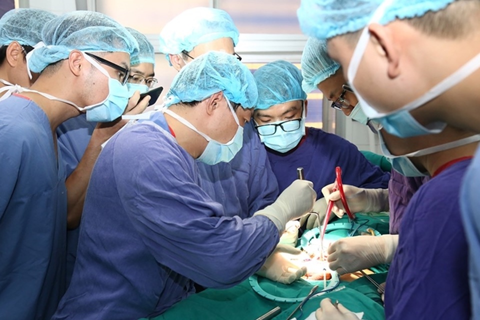 Hai người đàn ông cùng nhập viện vì tai nạn bất ngờ sau quan hệ tình dục - 1 Hai người đàn ông cùng nhập viện vì tai nạn bất ngờ sau quan hệ tình dục - 1