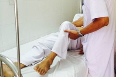 “Súng” bị đơ do bơm silicon lỏng