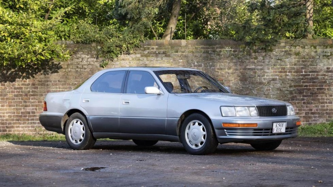 10 mẫu ô tô nồi đồng cối đá nhất thế giới, Toyota chiếm gần nửa - 3 10 mẫu ô tô nồi đồng cối đá nhất thế giới, Toyota chiếm gần nửa - 3