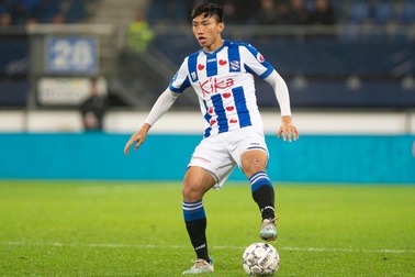 Giải Hà Lan ấn định ngày trở lại, Văn Hậu có kịp ra sân?