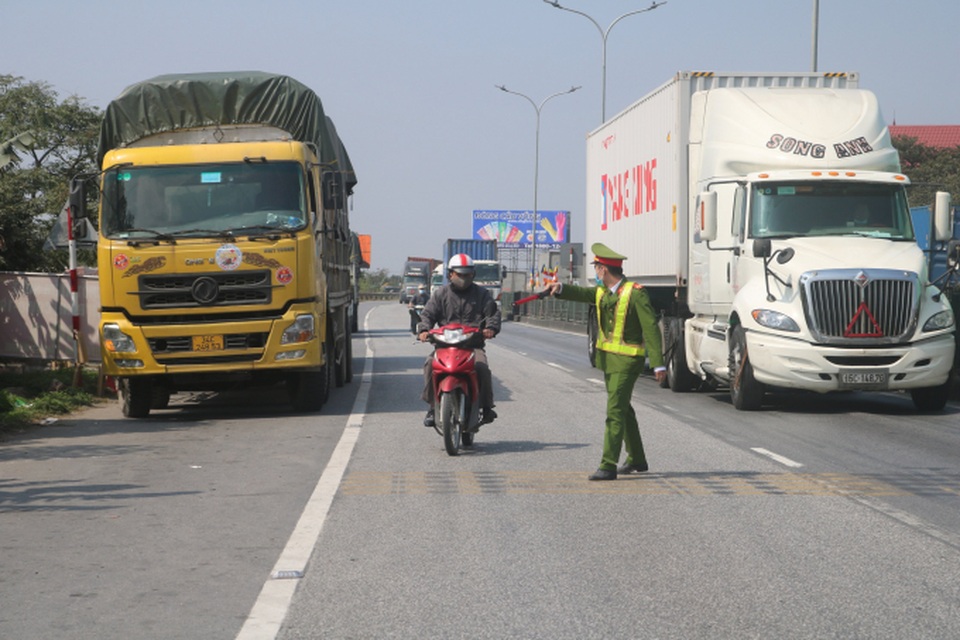 Vì sao Hải Dương không ngăn sông cấm chợ với Bắc Ninh, Bắc Giang? - 2 Vì sao Hải Dương không ngăn sông cấm chợ với Bắc Ninh, Bắc Giang? - 2