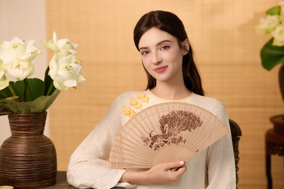 Điều bất ngờ ở Việt Nam khiến cô gái Nga xinh đẹp quyết định không về nước - 2