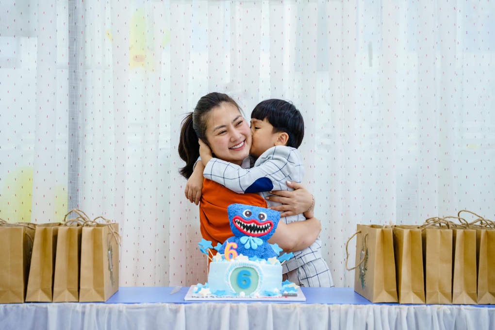 Ngọc Lan: Ngày xưa tôi đẹp hơn bây giờ, cát-xê 50.000 đồng thấy sướng lắm - 3 Ngọc Lan: Ngày xưa tôi đẹp hơn bây giờ, cát-xê 50.000 đồng thấy sướng lắm - 3