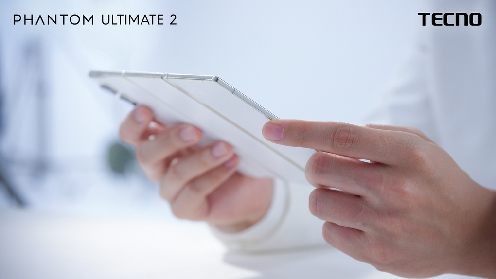 Close-up of the tri-fold screen smartphone with super thin design - 3