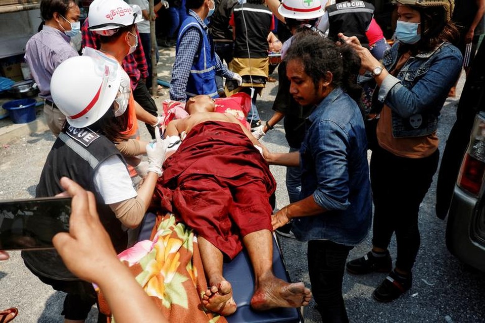 Hơn 100 người thiệt mạng trong ngày biểu tình đẫm máu ở Myanmar - 1 Hơn 100 người thiệt mạng trong ngày biểu tình đẫm máu ở Myanmar - 1