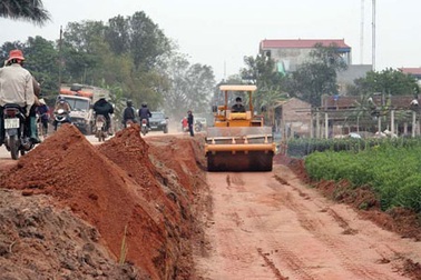 “Lướt sóng” đất đai ở ngoại thành Hà Nội