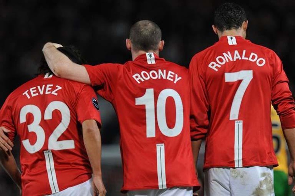 Năm “tam sát” xuất sắc nhất lịch sử Premier League - 1 Năm “tam sát” xuất sắc nhất lịch sử Premier League - 1