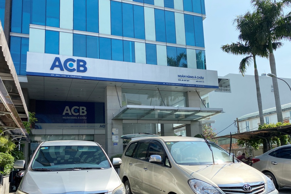 ACB chi hơn 5.400 tỷ đồng chia cổ tức - 1 ACB chi hơn 5.400 tỷ đồng chia cổ tức - 1