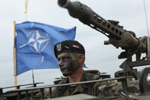 Nga “tố” NATO tăng gấp 3 lần sức mạnh quân sự trong 5 năm