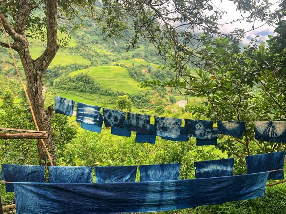 Cô gái khoác áo mới cho vải chàm của người dân tộc Tày ở Lào Cai - 5 Cô gái khoác áo mới cho vải chàm của người dân tộc Tày ở Lào Cai - 5