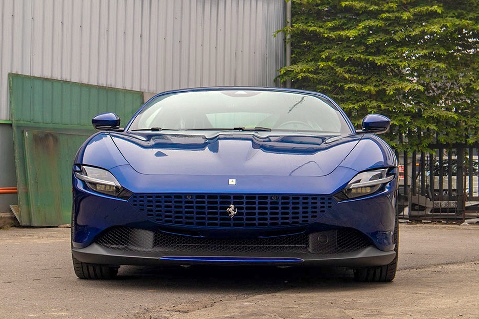 Soi chi tiết Ferrari Roma: Siêu xe 20 tỷ độc nhất châu Á vừa về Việt Nam - 1 Soi chi tiết Ferrari Roma: Siêu xe 20 tỷ độc nhất châu Á vừa về Việt Nam - 1