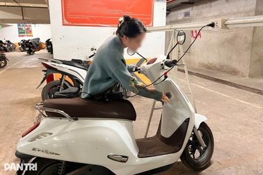 Sinh viên "dở khóc dở cười" khi chủ trọ cấm xe điện