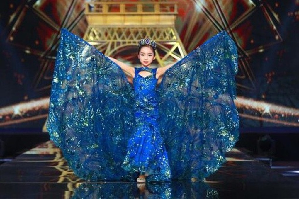 Em họ Phạm Băng Băng gây sốt vì xinh đẹp, tài năng - 4 Em họ Phạm Băng Băng gây sốt vì xinh đẹp, tài năng - 4