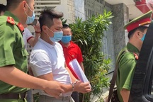 Bắt giám đốc công ty bất động sản “vẽ” hàng loạt dự án