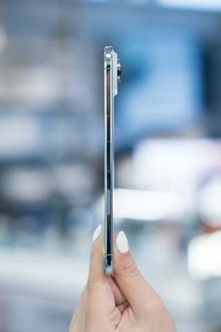 Đánh giá iPhone Air: Người dùng phải đổi gì lấy vẻ đẹp “siêu mỏng”? - 1 Đánh giá iPhone Air: Người dùng phải đổi gì lấy vẻ đẹp “siêu mỏng”? - 1