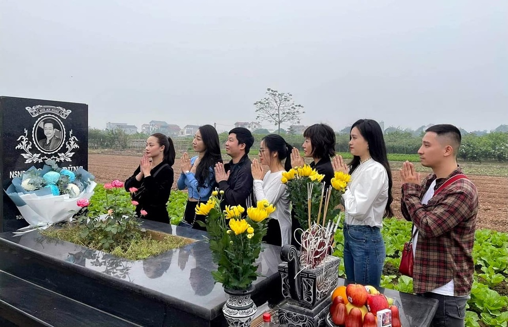 NSND Hoàng Dũng mãi là cây đại thụ tỏa bóng mát trong trái tim học trò! - 7 NSND Hoàng Dũng mãi là cây đại thụ tỏa bóng mát trong trái tim học trò! - 7