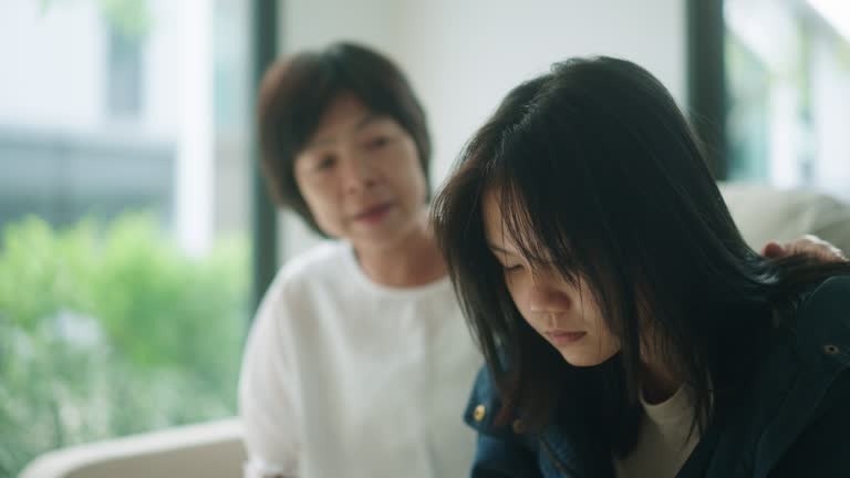 3 lý do khiến trẻ bỏ nhà đi bụi, có em ra đi không mang tiền, quần áo - 2 3 lý do khiến trẻ bỏ nhà đi bụi, có em ra đi không mang tiền, quần áo - 2