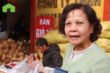 Buôn cùi dừa làm mứt Tết kiếm hàng chục triệu mỗi ngày