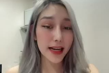 Nữ sinh gỡi cảm nói về niềm yêu thích đội tuyển Tây Ban Nha