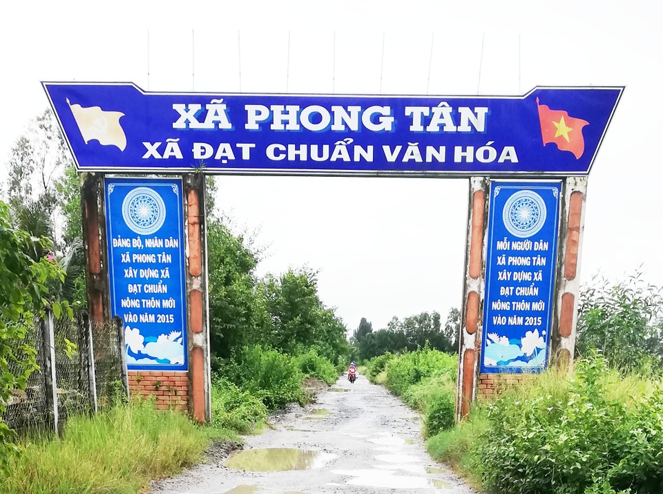 Đề nghị chuyển Cơ quan điều tra làm rõ dấu hiệu “rút ruột” nhà văn hoá - 1 Đề nghị chuyển Cơ quan điều tra làm rõ dấu hiệu “rút ruột” nhà văn hoá - 1