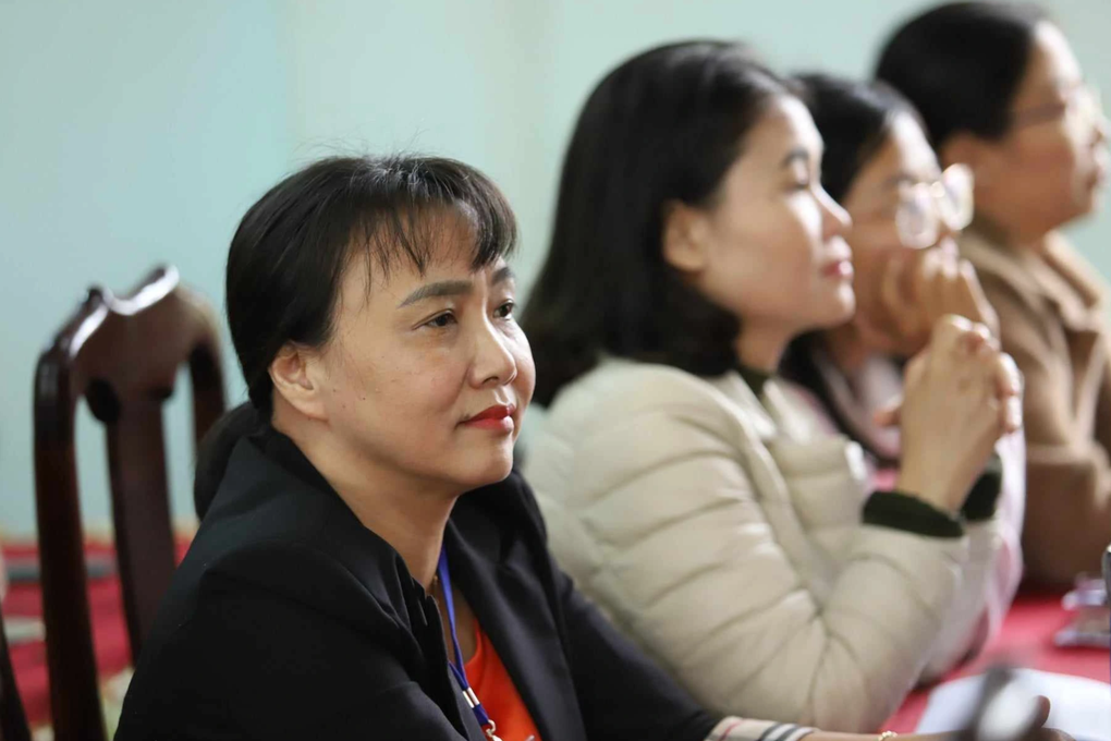 Xin lỗi công khai 2 cô giáo bị cắt thi đua ở Đắk Lắk - 2 Xin lỗi công khai 2 cô giáo bị cắt thi đua ở Đắk Lắk - 2