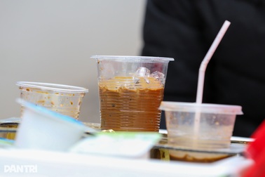 Vành đai 1 Hà Nội sẽ “sạch bóng” ống hút nhựa, hộp xốp?