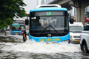 Nhiều trường công Hà Nội học online ngày thứ 3 liên tiếp
