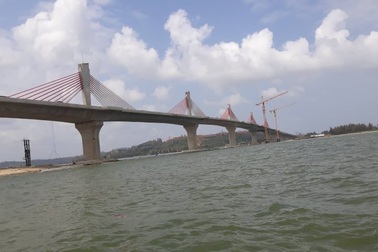 3 học sinh tử nạn khi tắm sông Trà Khúc