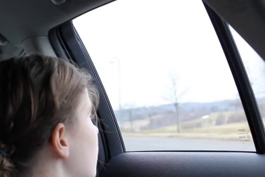 Ý tưởng kính cửa sổ xe ô tô thông minh với khả năng tương tác cực thú vị của Toyota