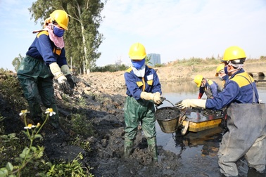 "Về lâu dài, vấn đề rút BHXH một lần cần được thắt chặt lại..."