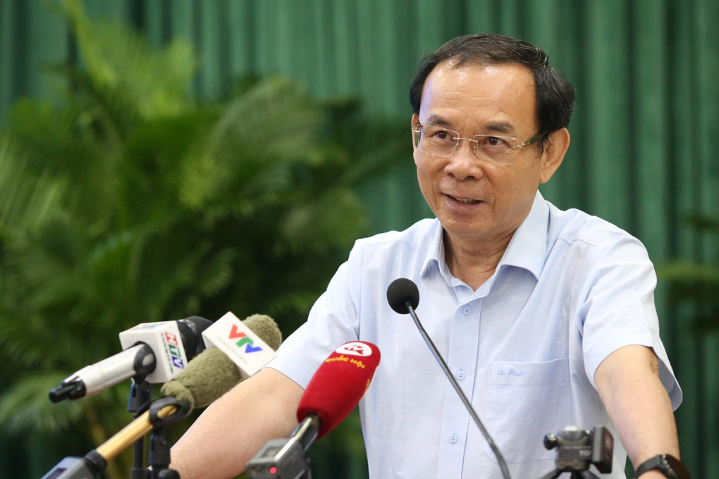 Bí thư Nguyễn Văn Nên: Tôi thoáng thấy mình chưa hoàn thành nhiệm vụ - 1 Bí thư Nguyễn Văn Nên: Tôi thoáng thấy mình chưa hoàn thành nhiệm vụ - 1