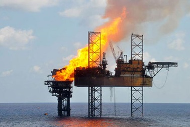 Khi những “vựa dầu” bốc lửa