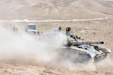 Rút quân khỏi Syria, Nga vẫn đánh IS tan tác