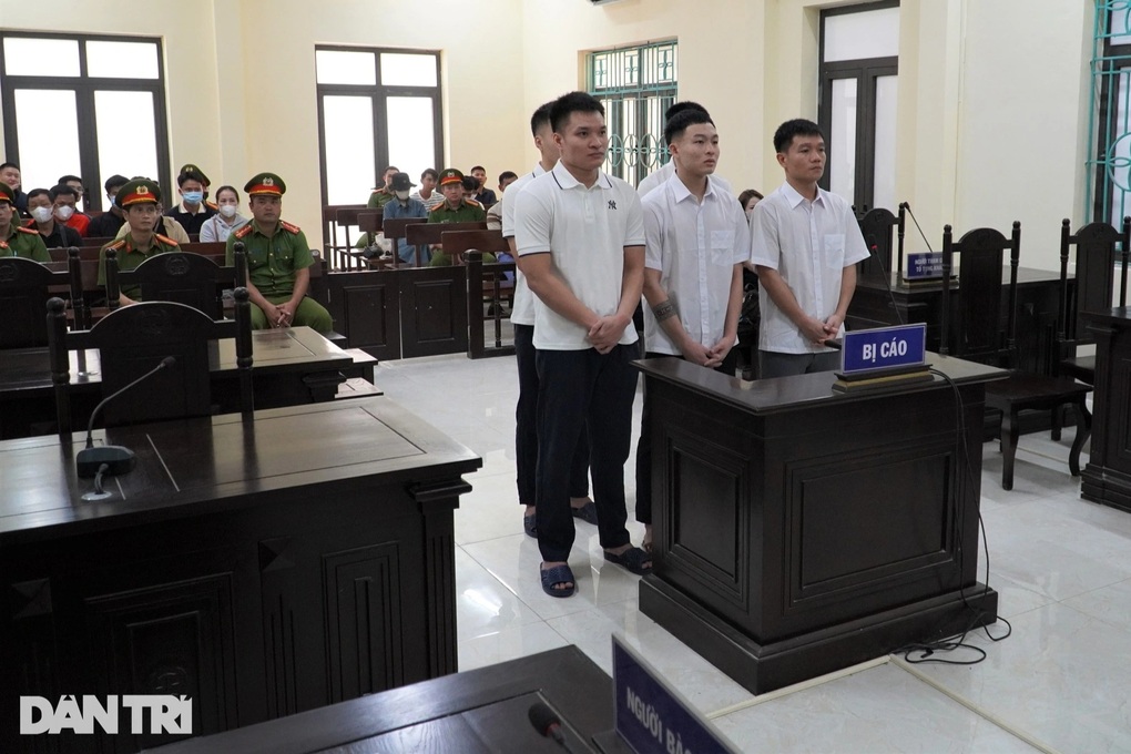 Vụ 5 cầu thủ Hà Tĩnh bay lắc: Chủ mưu Đinh Thanh Trung khai gì? - 2 Vụ 5 cầu thủ Hà Tĩnh bay lắc: Chủ mưu Đinh Thanh Trung khai gì? - 2