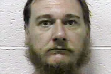 Mỹ sốc trước vụ chồng bị tố tra tấn, xích vợ 10 năm