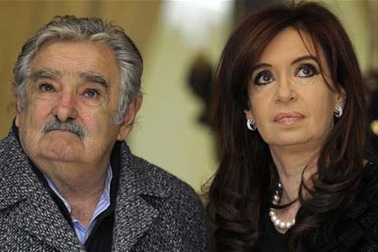 Tổng thống Uruguay “lỡ miệng” nói xấu lãnh đạo Argentina?